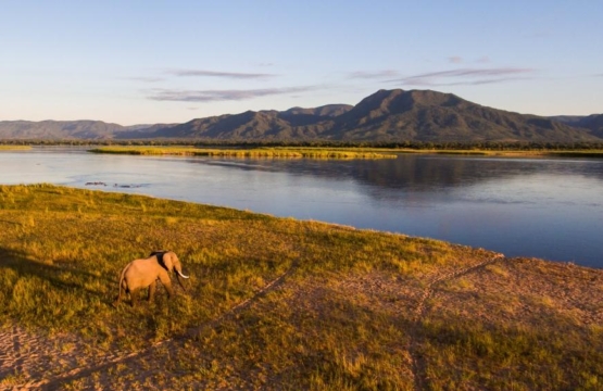 Affordable accommodation near Mana Pools National Park
